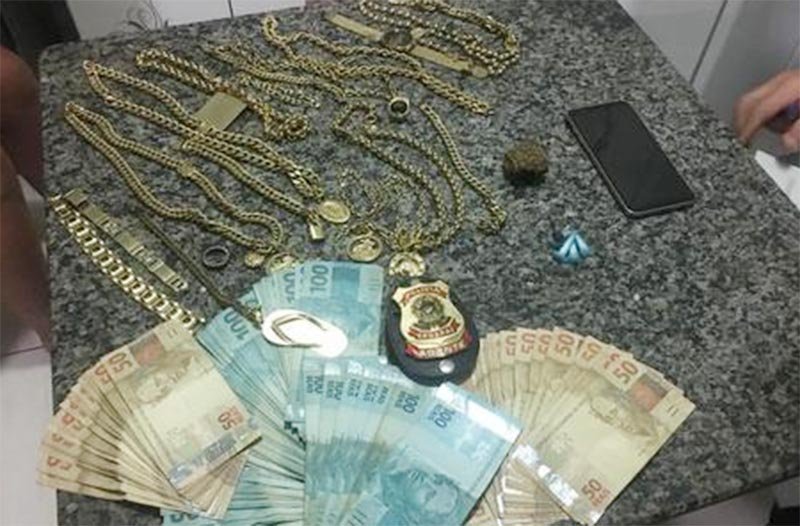 Detalhes Notícia