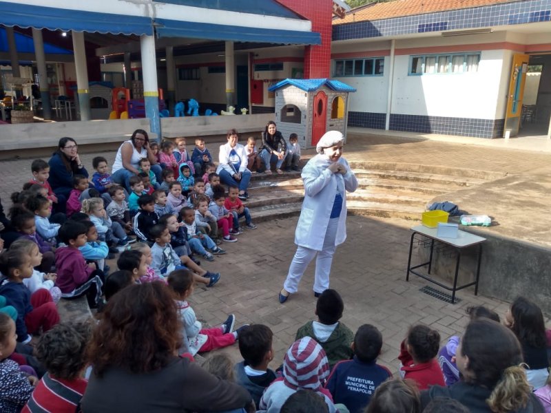 Mais um dia de atividades diversificadas na Semana do Bebê