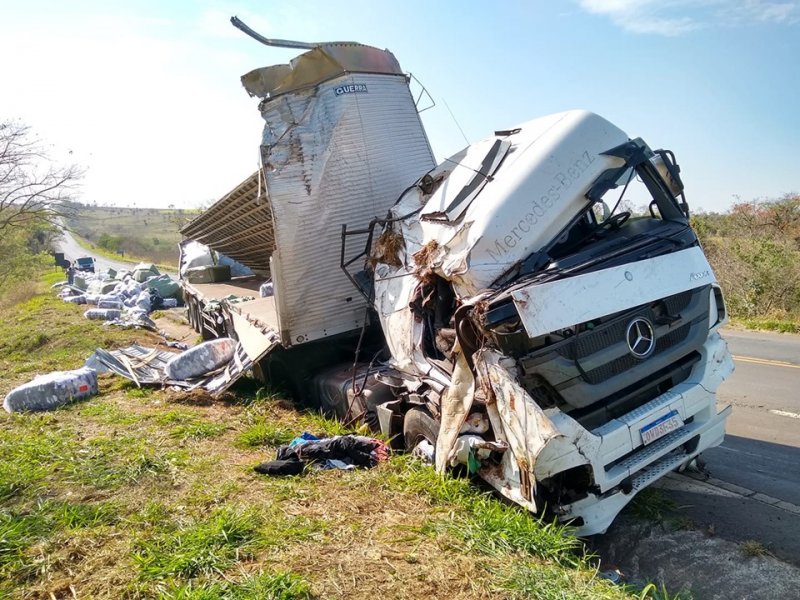 Acidente deixa dois mortos na Assis Chateaubriand