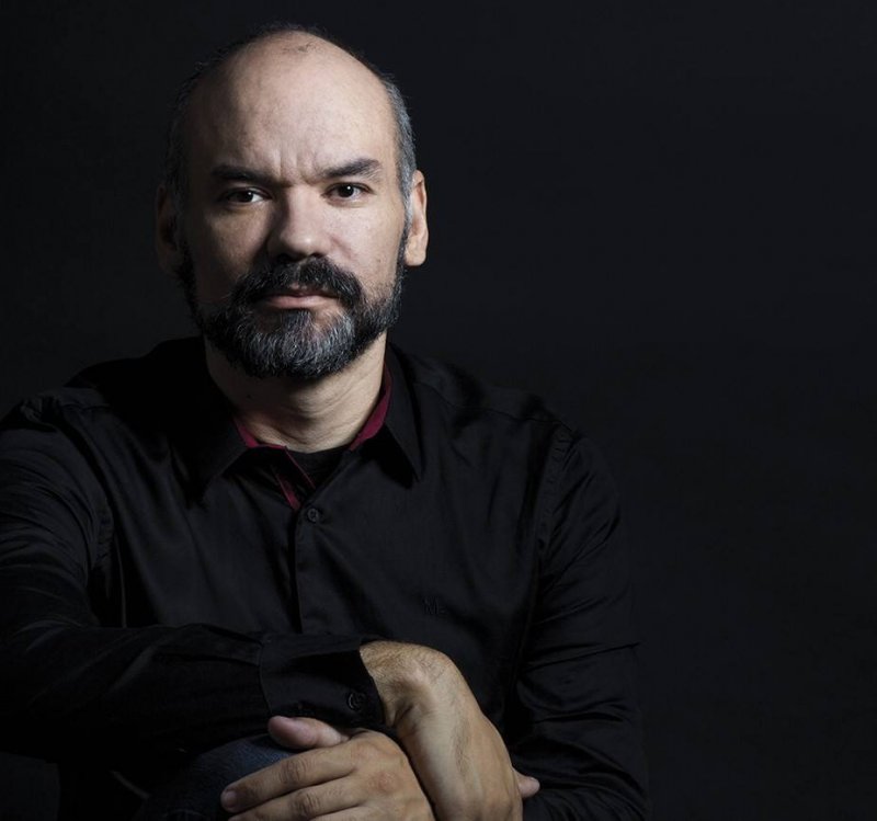 Viagem literária: Biblioteca Fausto recebe escritor André Vianco dia 16