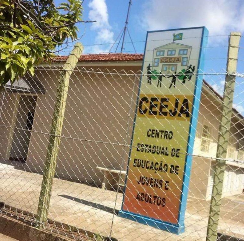 Governo lança programa para trazer jovens e adultos de volta à escola