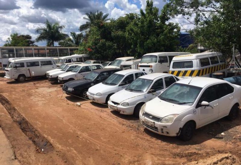 Leilão de veículos municipais de Penápolis