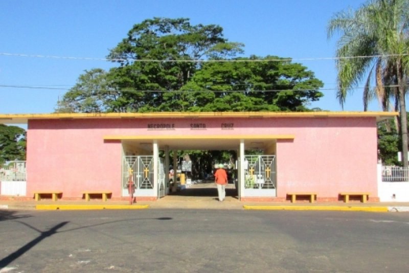 Câmara defende medidas para melhorar cuidados com cemitérios da cidade