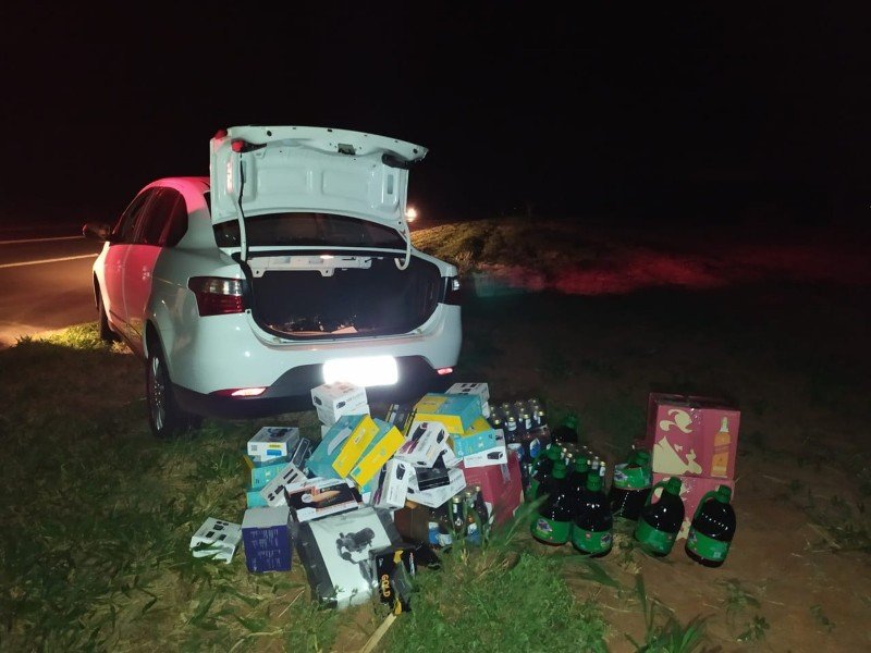 Homem é detido com materiais contrabandeados 