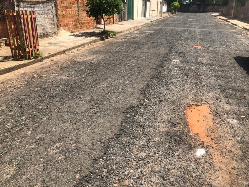 Câmara pede recapeamento asfáltico para o Jardim Planalto