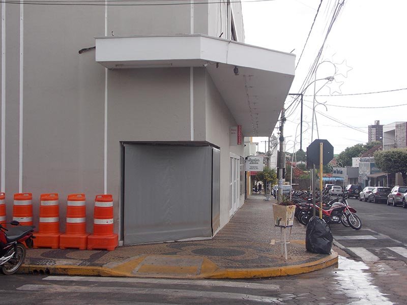 Shopping tem interdição retirada, mas Defesa Civil desconhece ordem