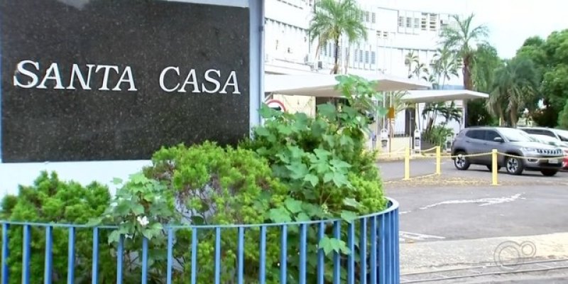 Vizinho salva mulher que teve corpo queimado por companheiro