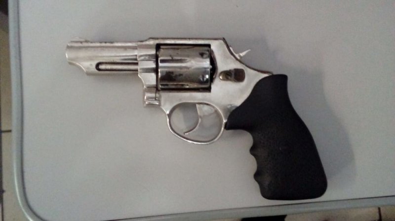 Jovem de Penápolis é preso com revólver em Birigui