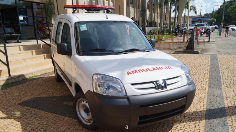 ZERO KM: Saúde adquire nova ambulância para o PS