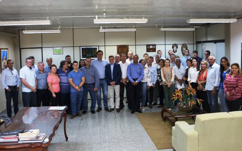 Deputado Geninho Zuliani visita Penápolis e destina R$150 mil para o Cisa 