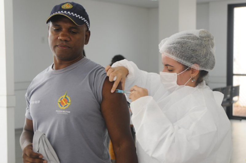 Vacinação da gripe é antecipada para forças de segurança e salvamento
