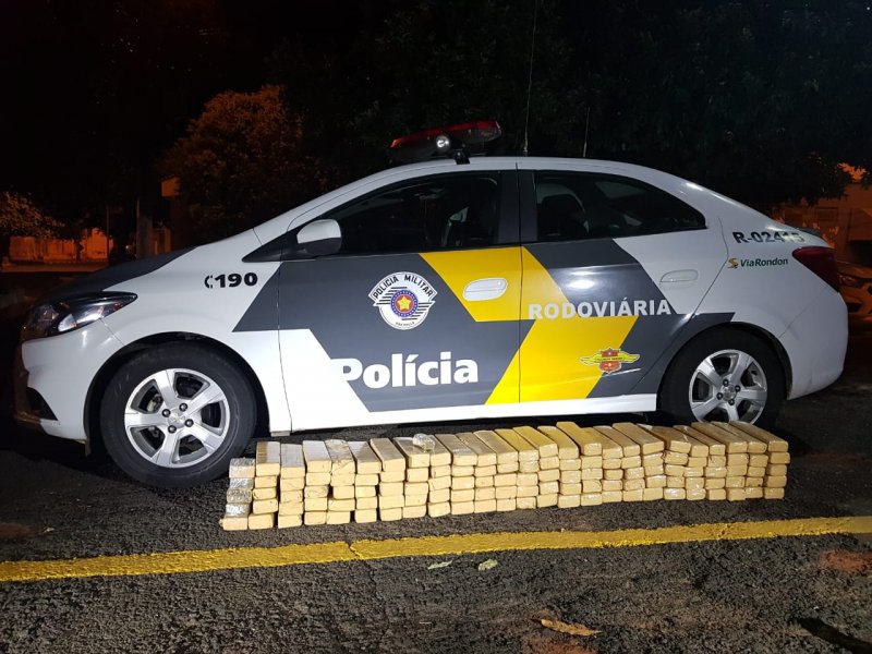 PM Rodoviária apreende 120 tijolos de maconha