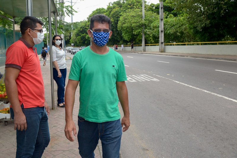 Governador de SP anuncia decreto para uso de máscaras para quem sair de casa