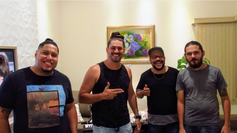 Quarentena: Penapolenses fazem lives solidárias