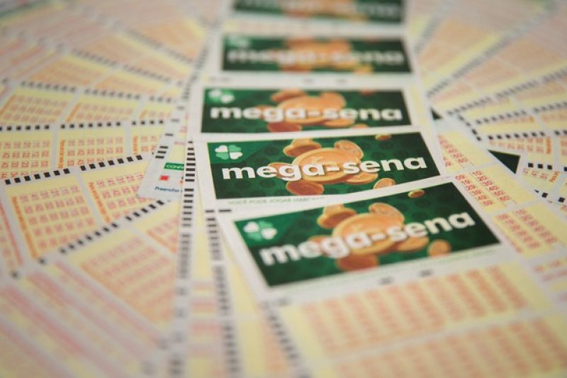 Mega-Sena: Prêmio acumula e vai a R$ 50 milhões
