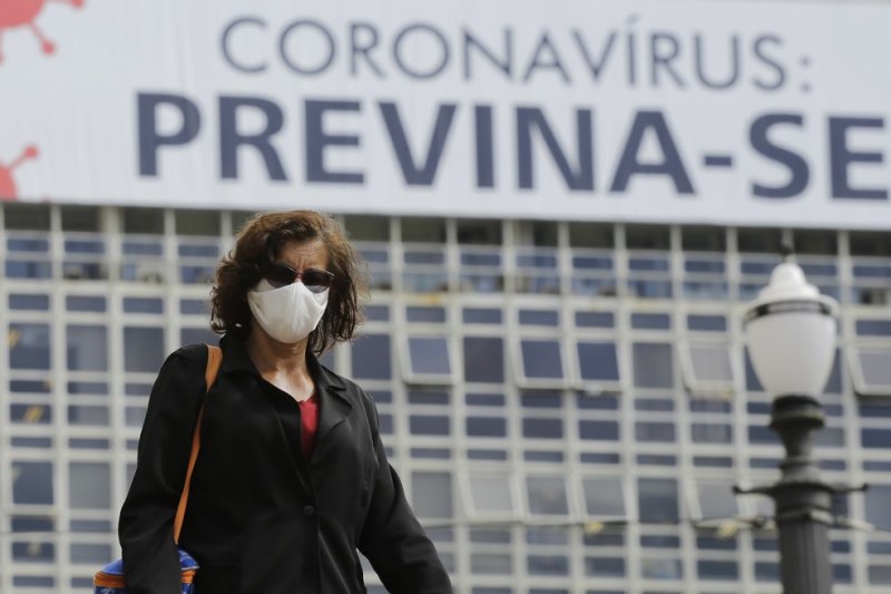 Governo do Estado obriga população a usar máscaras nas ruas a partir de 7 de maio