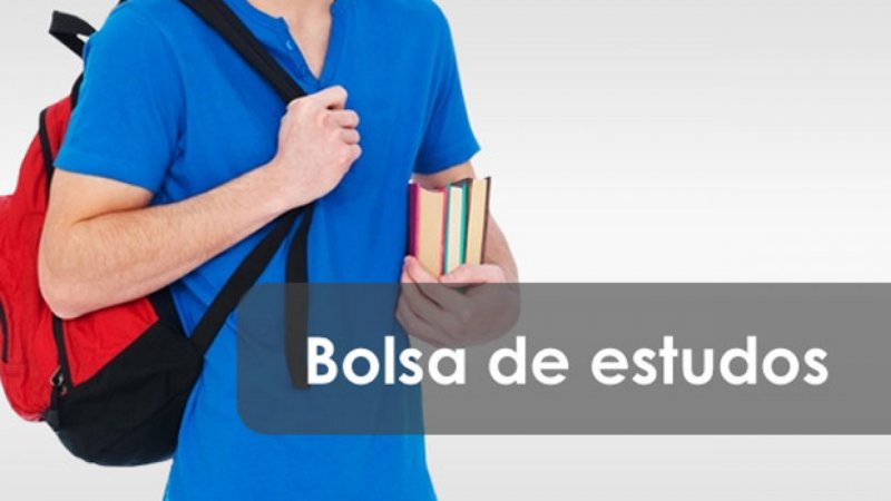 Funepe: Estudantes podem se inscrever para bolsa de estudos