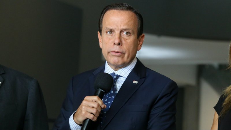 Estado estende quarentena por 15 dias com flexibilização