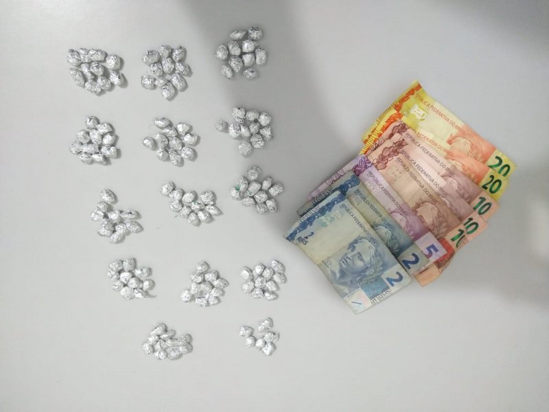 Menor é abordado com mais de 130 porções de crack