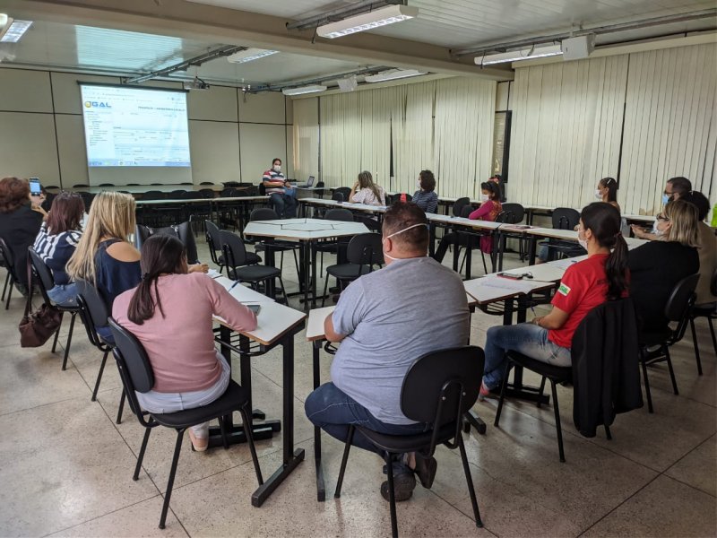 Covid-19: Além do teste rápido, pacientes com sintomas farão exame SWAB