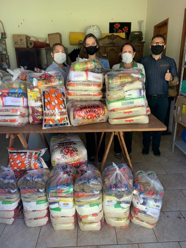 Ação social do Sicredi arrecadou mais de 2,3 toneladas em alimentos