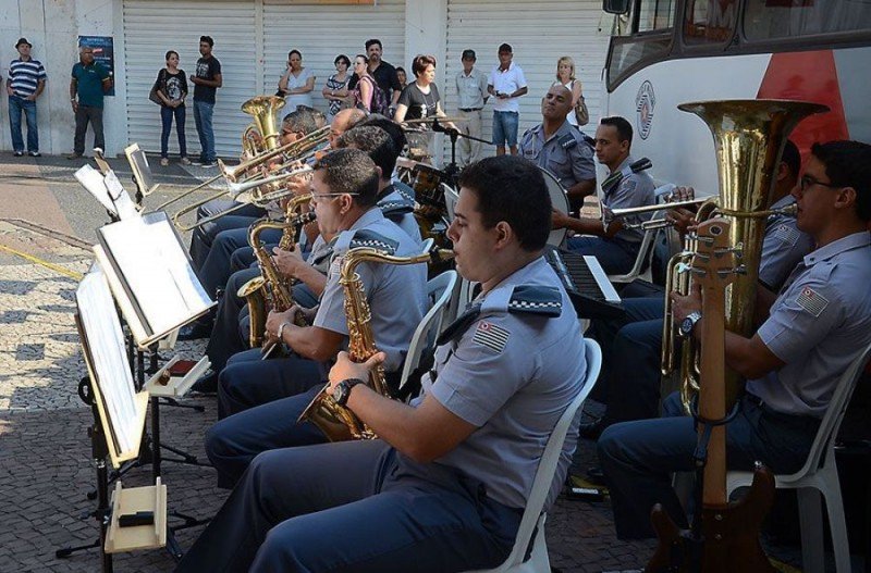 Banda da Polícia Militar de Araçatuba fará live solidária