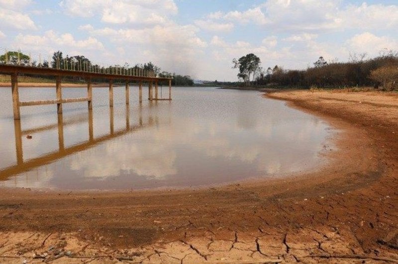 Região: Cidade anuncia racionamento de água após longa estiagem