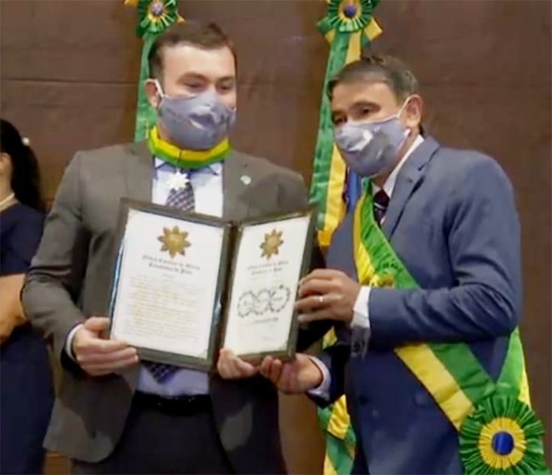 Medalha da Ordem do Mérito: Penapolense Richard Torsiano é condecorado no Piauí