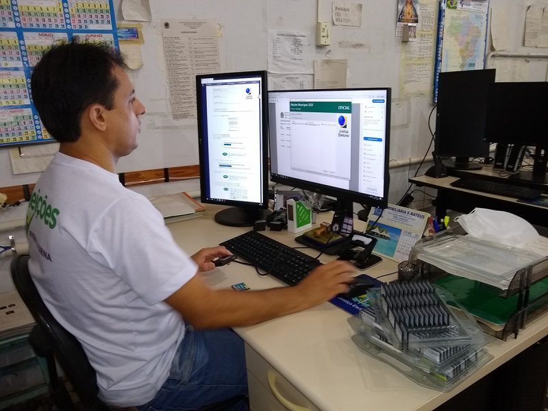 Download de dados: Preparação das urnas eletrônicas é iniciada em Penápolis