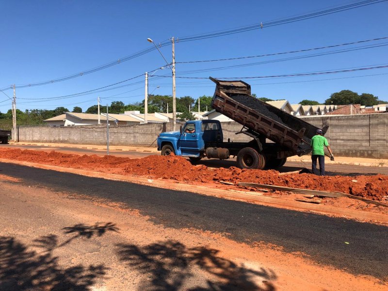 Obras na avenida Leopoldino Alves Cardoso entram em fase final