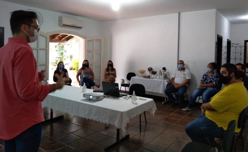 Assistência Social discute ações para população em situação de rua