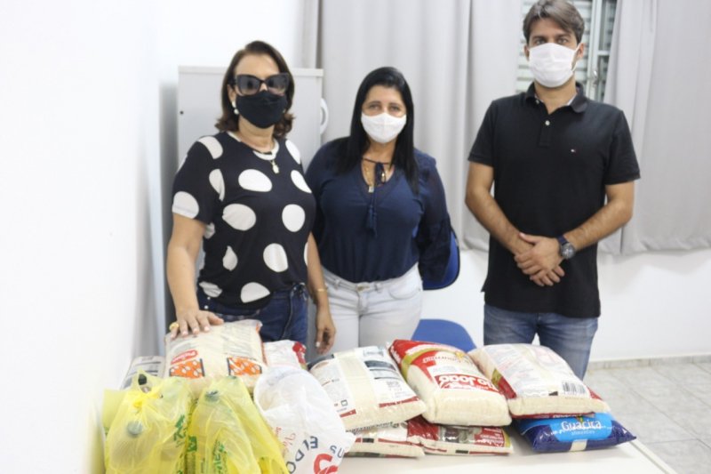Fundo Social recebe doações para Galinhada Solidária