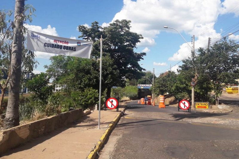 Avenida Sargento Moura terá trânsito interditado a partir de amanhã