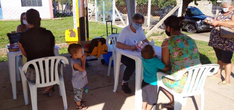 Comunidade do bairro Santa Terezinha recebe Cras Itinerante nesta sexta