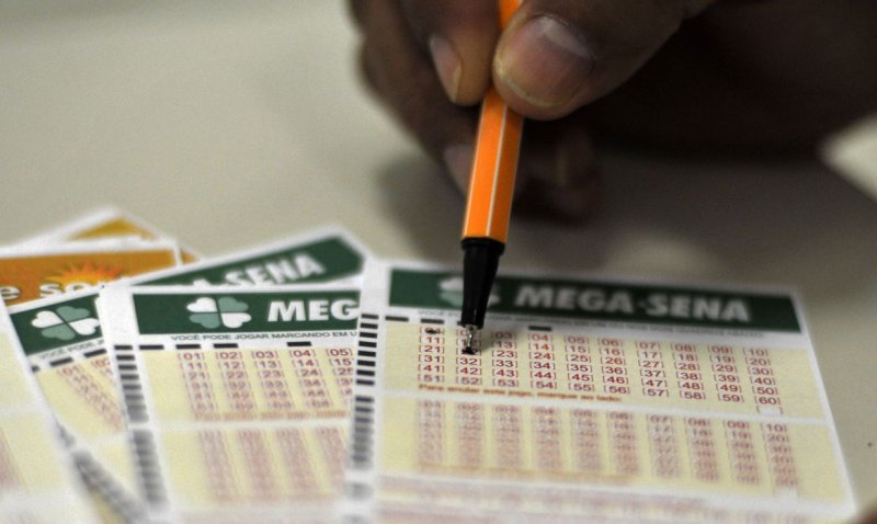 Mega-Sena pode pagar R$ 6 milhões neste sábado
