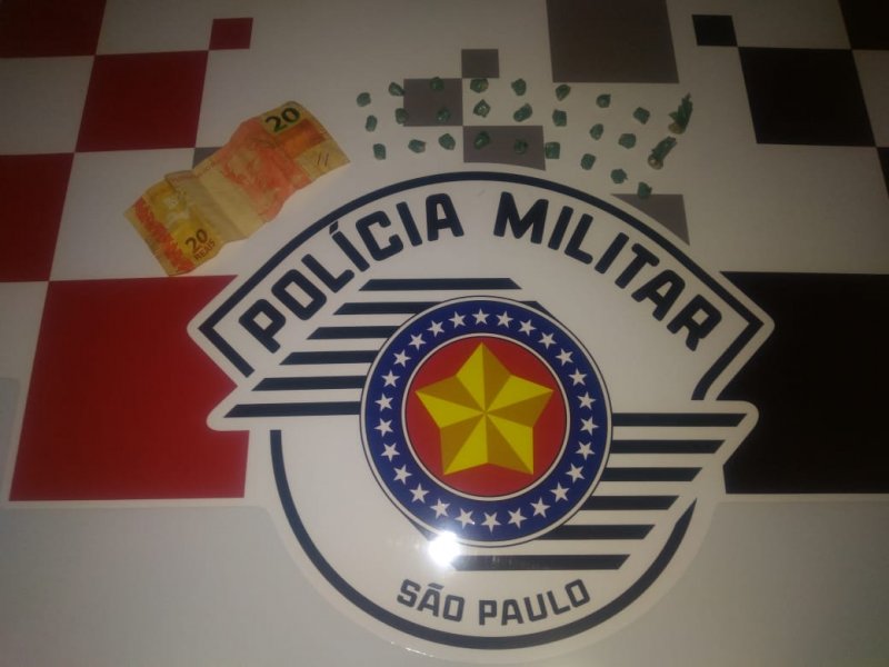 Jovem é preso com pedras de crack no Eldorado