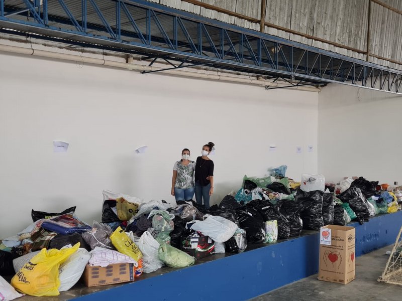 Funepe faz entrega das doações arrecadadas em campanha solidária