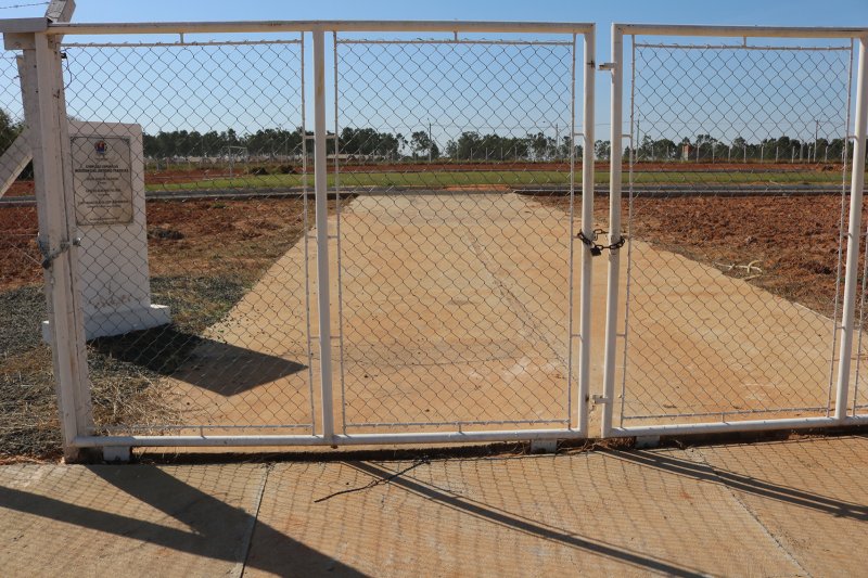Requerimento questiona falta de disponibilização de campo e pista 
