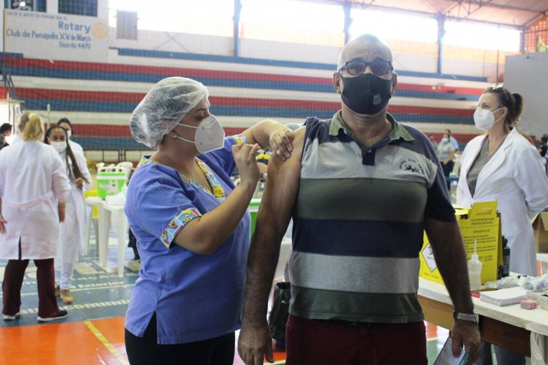 Covid-19: Penápolis inicia vacinação de pessoas a partir de 42 anos nesta quarta-feira