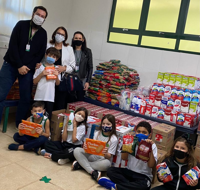Fundo Social recebe doação de alunos do Colégio Futuro