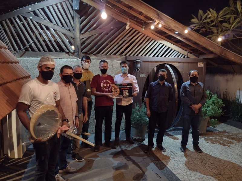 Pizzaria Roda Viva vence concurso 