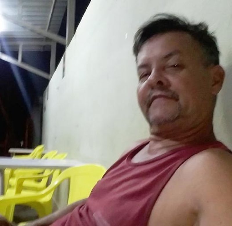 Bombeiros encontram corpo de funileiro em rio