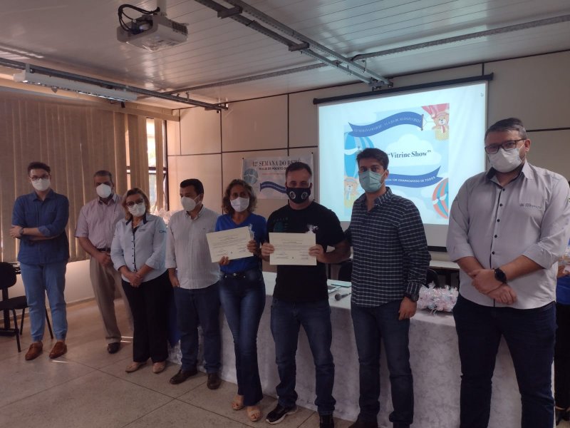 Parceiros recebem certificados da 12ª Semana do Bebê 