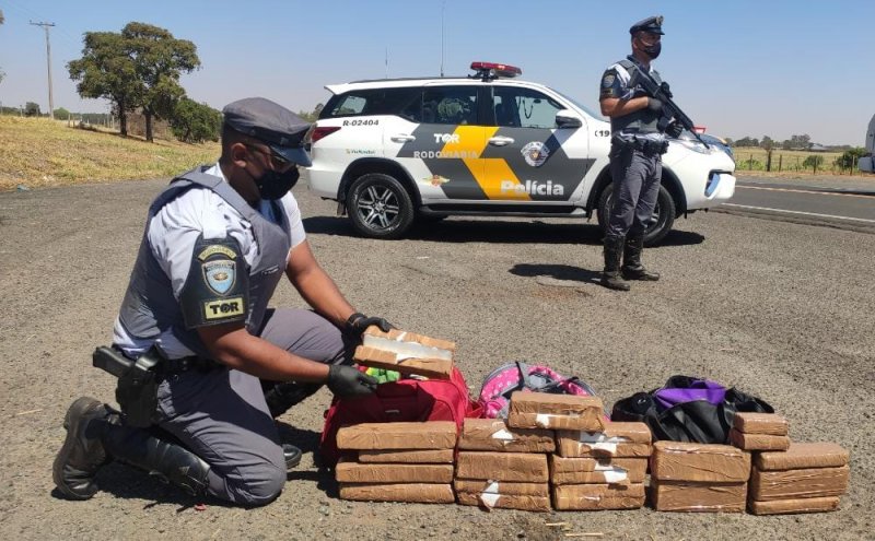 TOR prende jovem com droga em rodovia