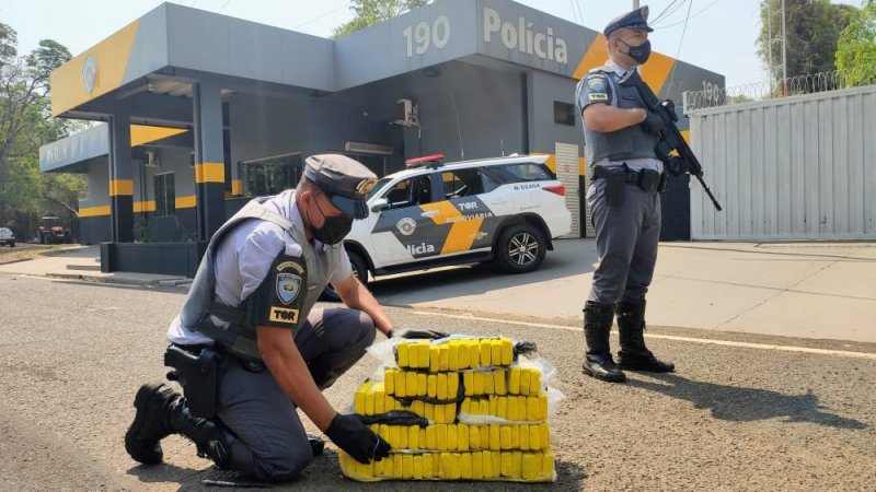 TOR prende homem com maconha em ônibus