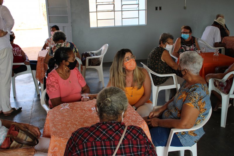 Café da manhã marca comemorações da Semana do Idoso em Penápolis