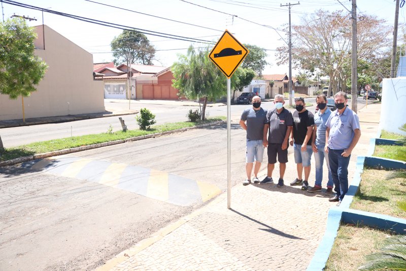Detalhes Notícia