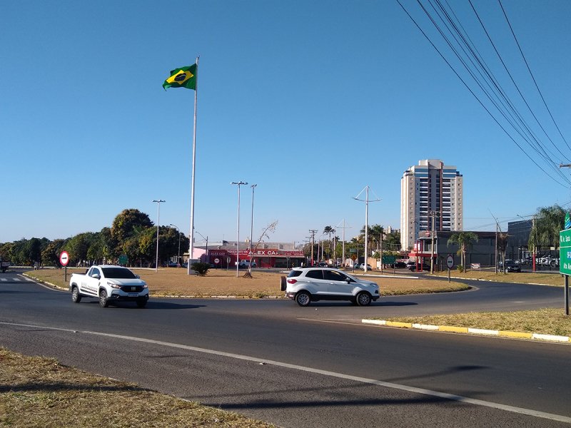 Penápolis ultrapassa os 64 mil habitantes