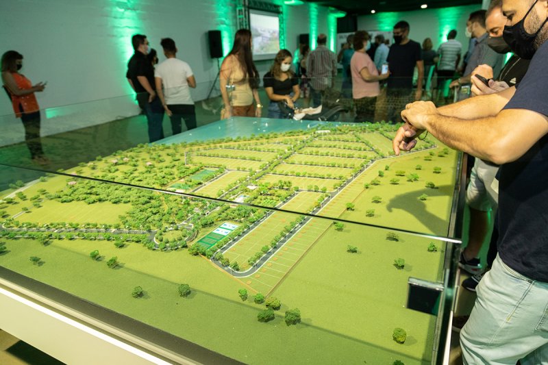 Livro de resgate histórico do Salto do Avanhandava tem grande destaque