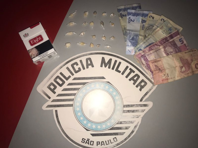 Homem é preso com pedras de crack no CEU das Artes